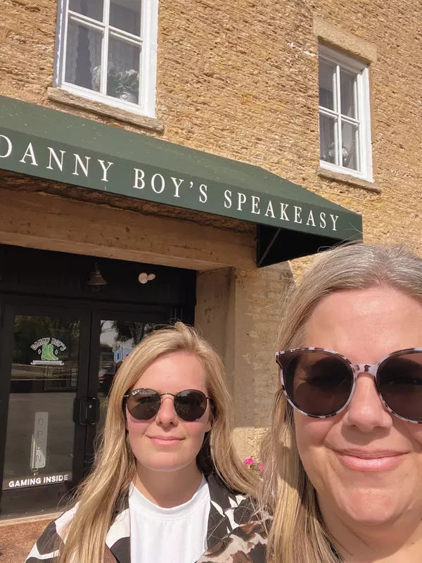 Young's Yums: Gray's Mill Estate,Sara Latta-Young