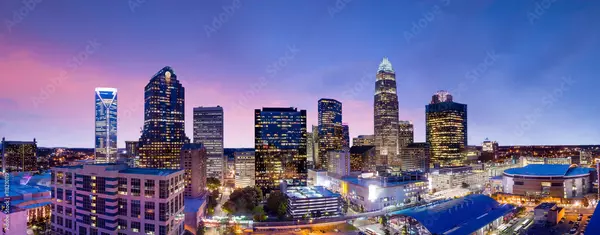 Fun and Exciting Things to Do in Charlotte, NC: Your Ultimate Guide,Frank Coxx