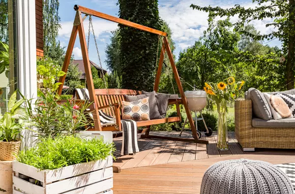 From Drab to Fab: Easy Ways to Upgrade Your Patio or Deck