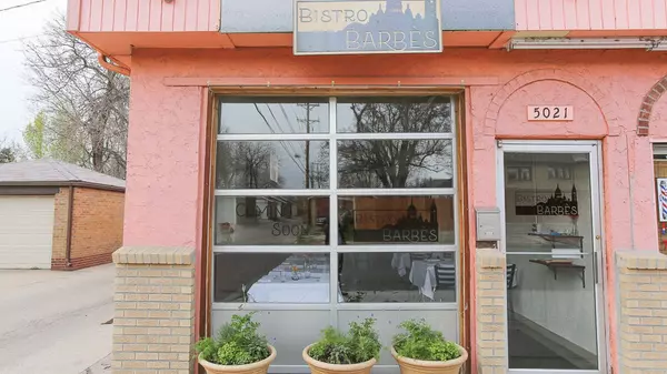 5 Must-Try Restaurants in Park Hill, Denver,Lewi & Mackenzie Gault