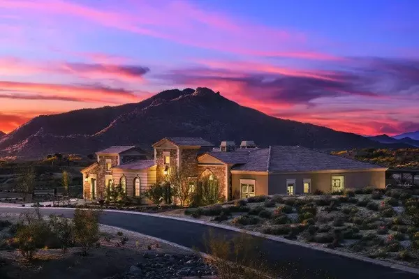 Navigating Scottsdale's Luxury Home Market: Tips for Buyers and Sellers,Connie Colla