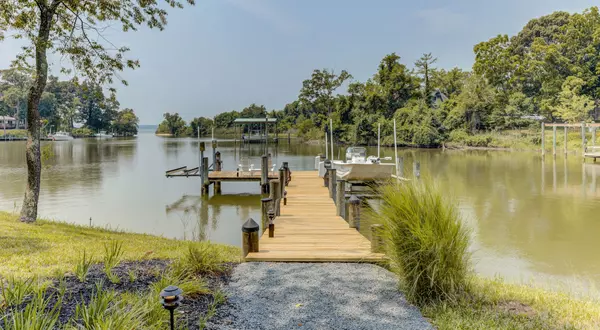 feature image of Life by the Water: A Splash of Humor, Wisdom, Emotion, and Gratitude