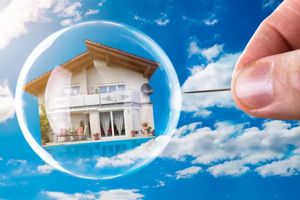 Disappointed Buyers Ask, ‘Where’s the Housing Crash?’