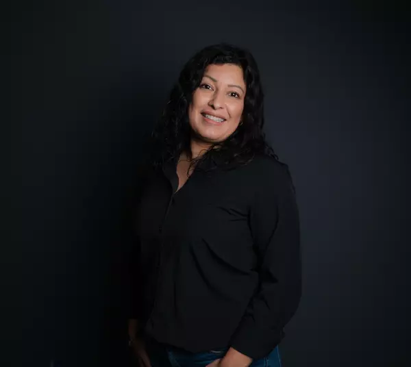 Encuentra tu casita en Calgary: Conoce a tu Realtor bilingüe que se las trae en hacer las mudanzas más suaves,Karla Linares