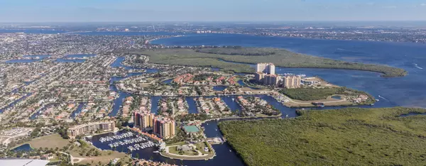 feature image of Paradise Found: 10 Compelling Reasons to Move to Cape Coral, Florida