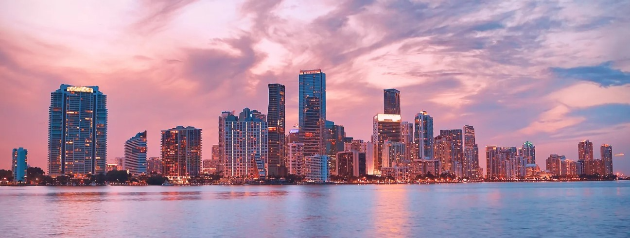 austin skyline in the summer