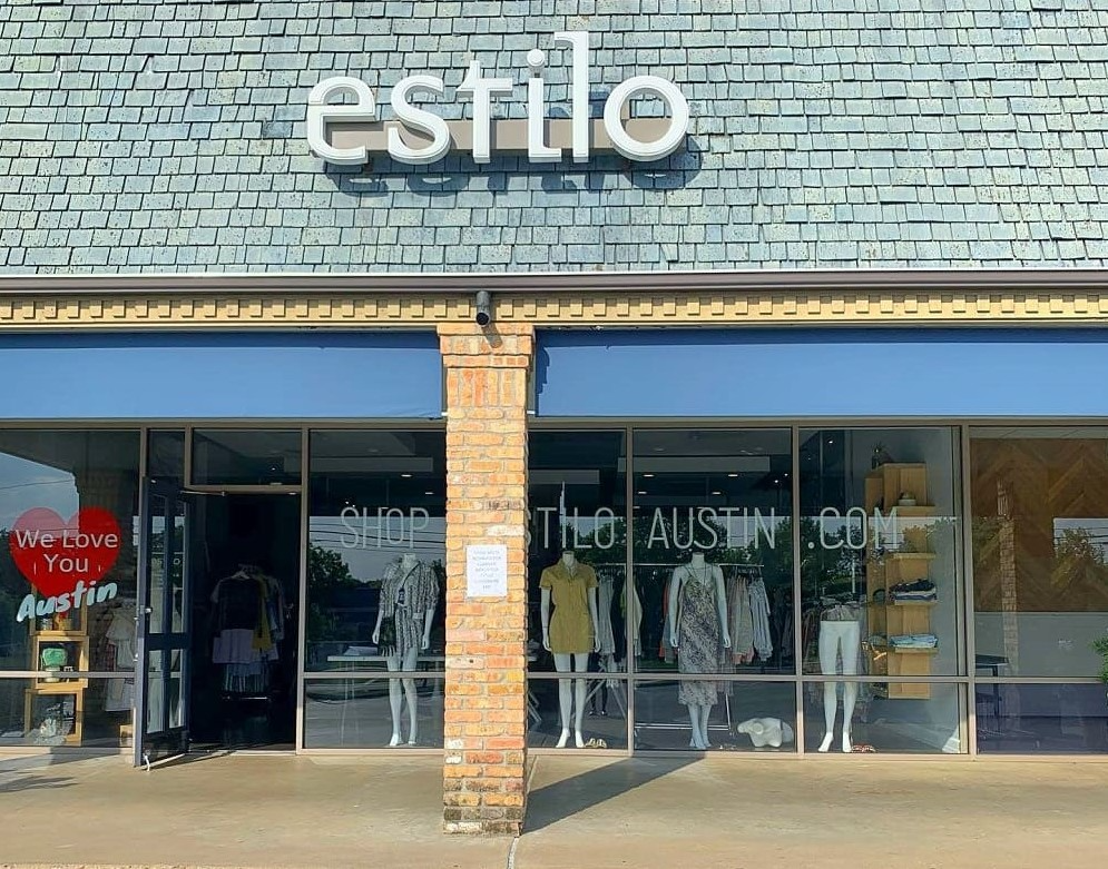 exterior view of Estilo Austin shopping spot