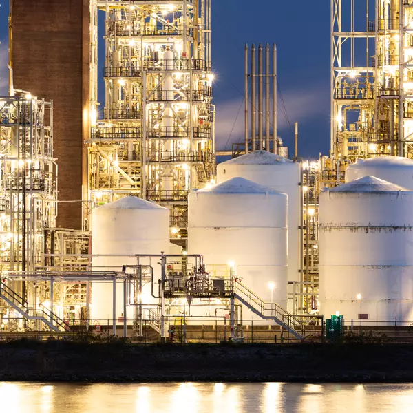 What Is That Smell In Panama City?,Jessica Henrichsen