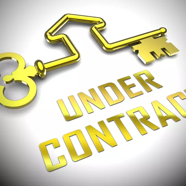 Navigating Multiple Offers: A Seller's Guide to Maximizing Home Sale Profits
