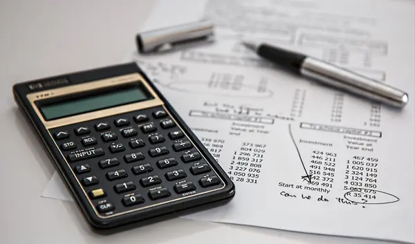 Beginner's Guide to Understanding Real Estate Investment Returns,Michelle McMaster