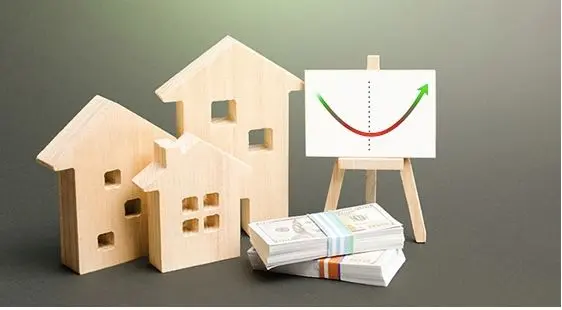 Are house prices recovering?,Maria Del "Carmen" Sanchez