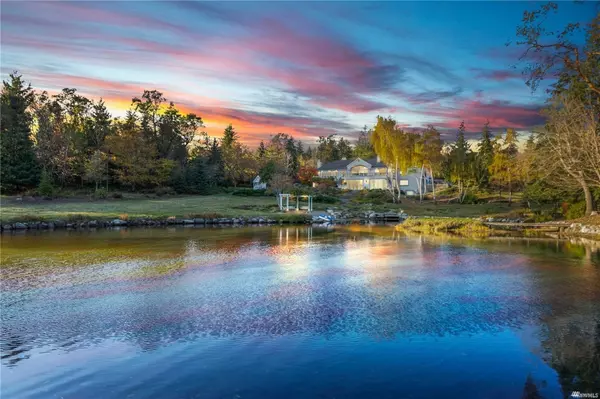 Story of a Lifetime-Luxury Home Spotlight, Vashon Island, Washington