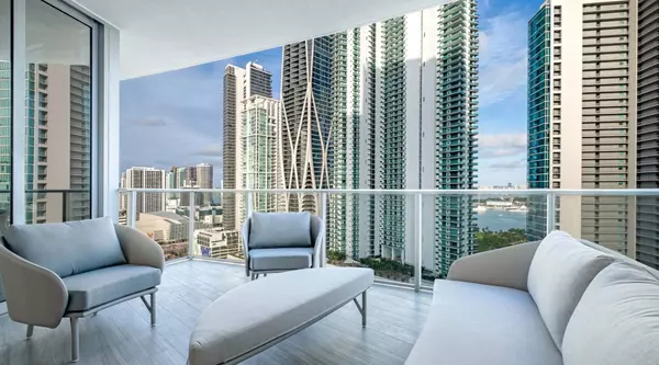 paramount miami worldcenter terrace