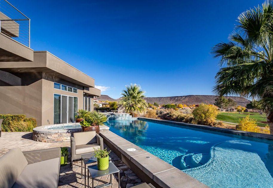 Homes With Swimming Pools in Washington County, Utah!