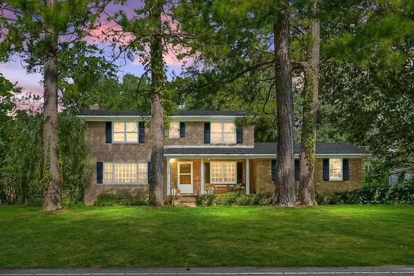Summerville SC Home for Sale $695,000,AgentOwned Realty
