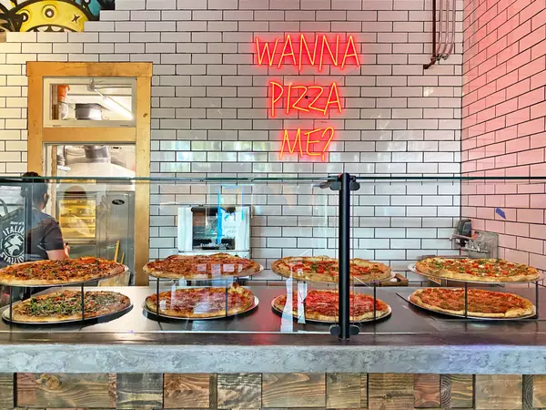 feature image of Vancouver Pizza Roundup