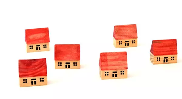 Are Home Prices Really Dropping?,Sam Pecor