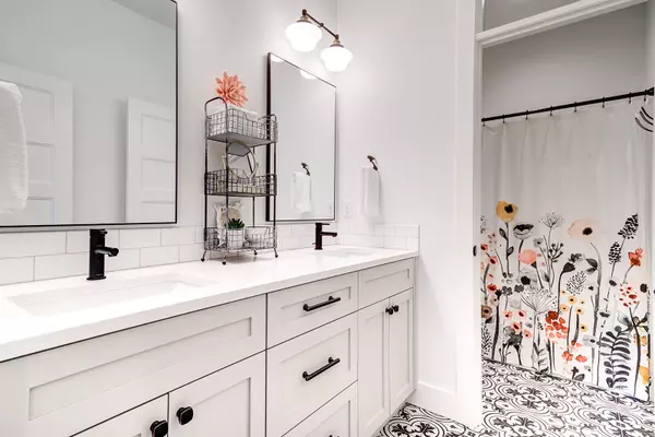 Best Tips for Buying Your Next Dream Home,Brandon Hays