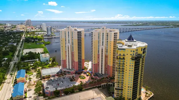 Fort Myers River District Real Estate,Billee Silva, PA, ABR SRS