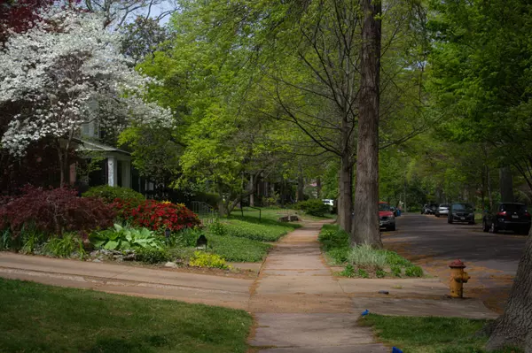 Top Reasons For Choosing A Neighborhood,Valencia Marlowe