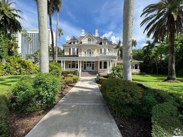 Explore the Historic Beauty of the Burroughs Home and Gardens in Fort Myers,Billee Silva, PA, ABR SRS