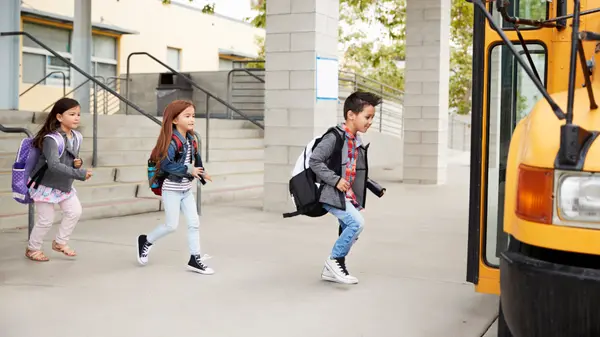 Does House Shopping By School District Matter?,Tom Carroll