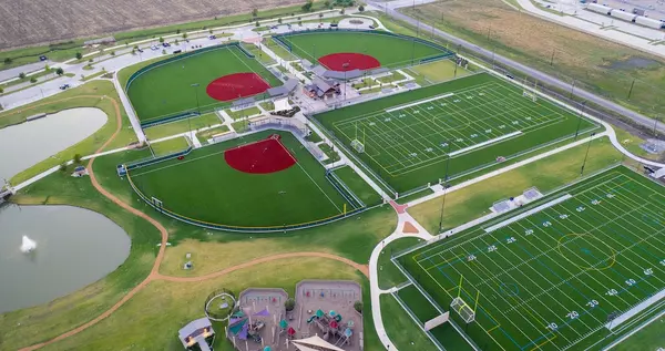 Largest Park in Prosper Texas: Frontier Park,Brandon Hays