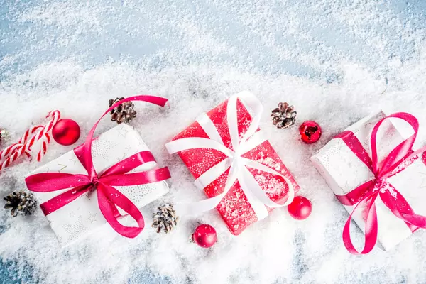 Transitioning Your Life and Home From Autumn to Winter,Dawn Maddux