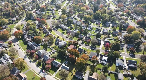 Low housing Inventory Suggests That a Crash is Unlikely,James Lynch
