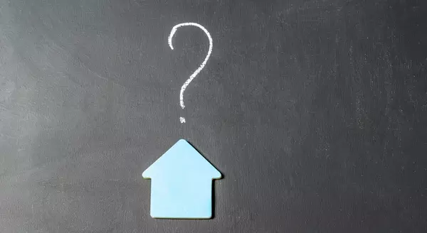 What are the Top 3 Housing Market Questions?,Loni Lueke