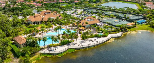 Treviso Bay 5