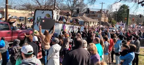 Loving and Living (and Home Buying) on the Shreveport Mardi Gras Parade Routes