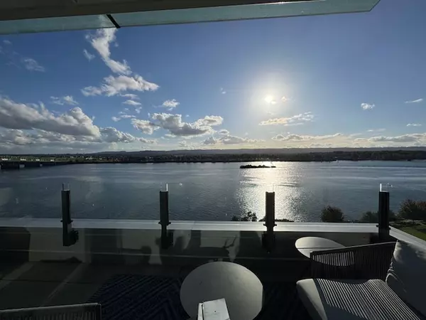 Discovering Witness Tree: A Culinary Gem in Vancouver, WA,Ken And Susan Rosengren