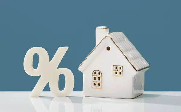 Bank of Canada Cuts Interest Rate by 0.50%: What It Means for Buyers and Sellers,Ana Bastas