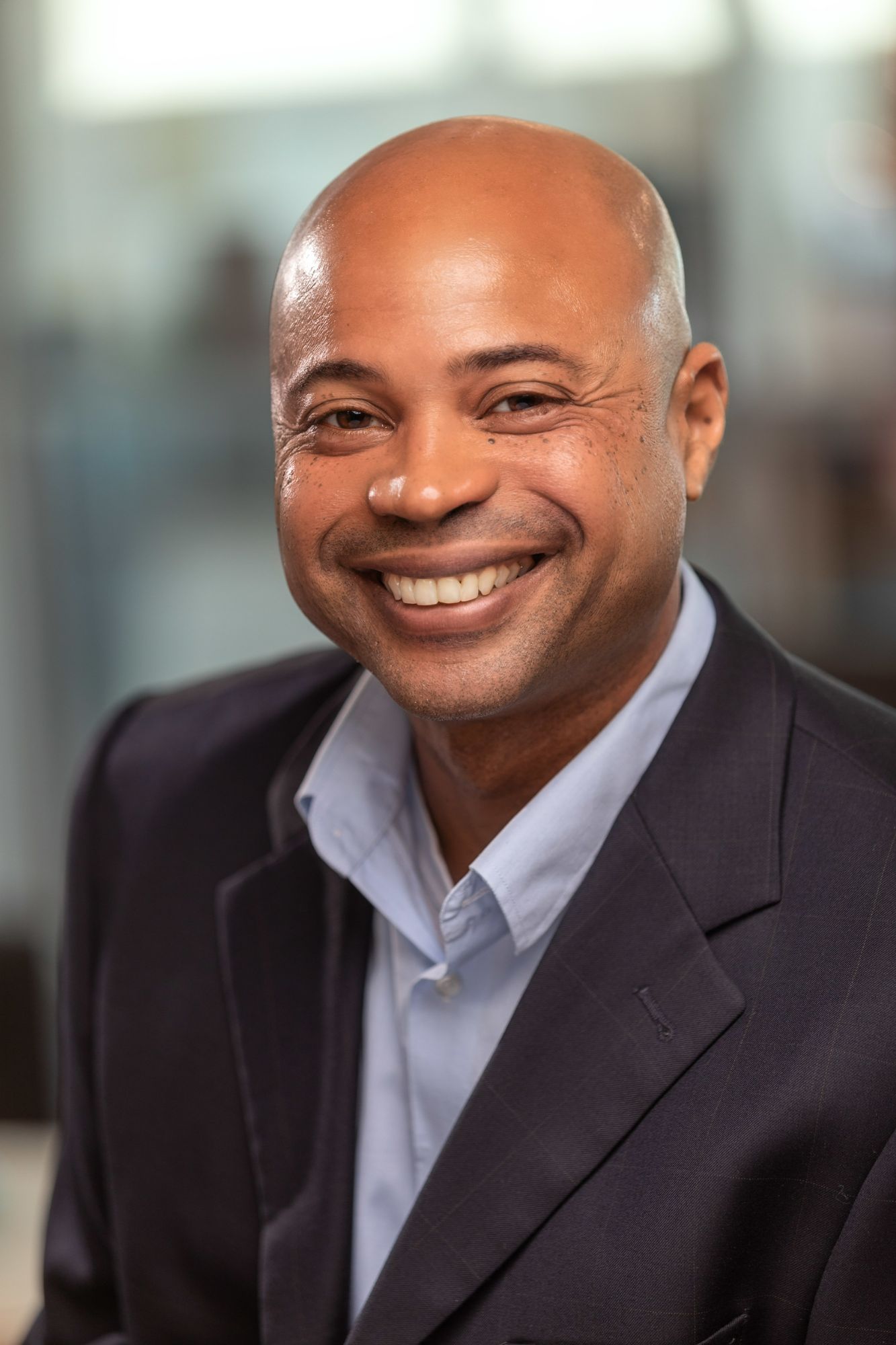 "Marvin Phillip - Long Beach Real Estate Expert with 19 Years Experience
