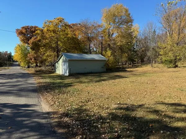 Big Lake Corner Lot Near Lake Ann,Chuck Carstensen