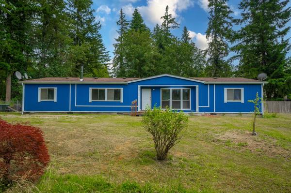 feature image of A Hidden Gem in Graham, WA: Your Dream Rambler on 1.2 Acres Awaits!