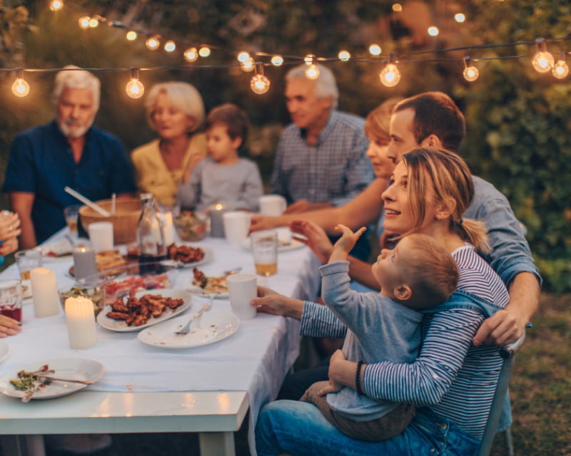 Shoreacres Demographics and Households