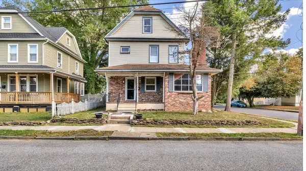 360 Morris St, Woodbury, NJ 08096-2631