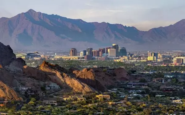Fall Attractions in Phoenix: A Seasonal Guide,Wes Bender