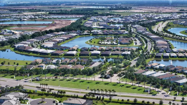 Why Lakewood Ranch Offers New Yorkers a Fresh, Engaging Florida Lifestyle,Adam Miller
