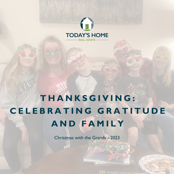 Thanksgiving: Celebrating Gratitude and Family,Deb Long