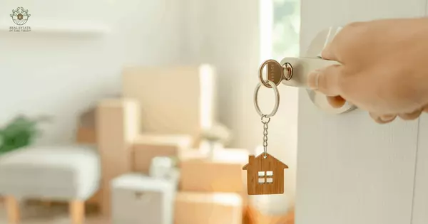 Essential Tips for Prospective Buyers,Holly Moffitt