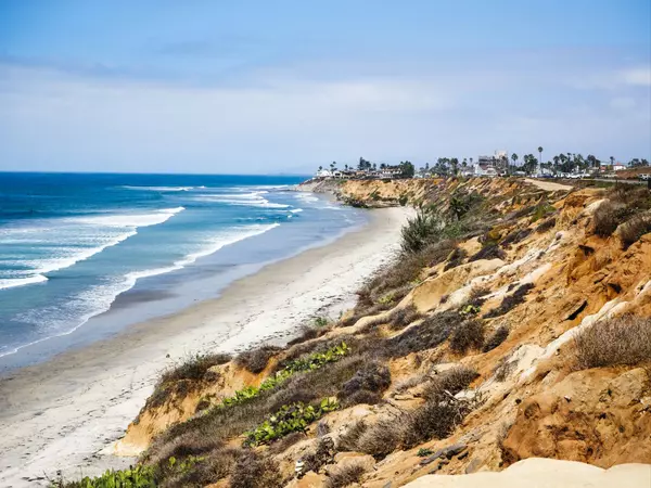 feature image of Is 2025 a Good Year to Sell in Carlsbad?