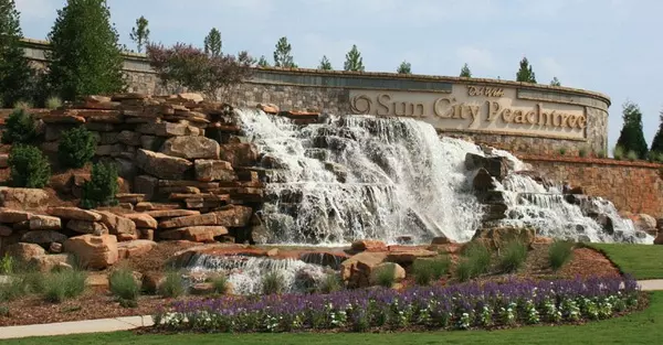 feature image of Discover Sun City Peachtree in Griffin, GA: Resort-Style Living for Active Adults 55+