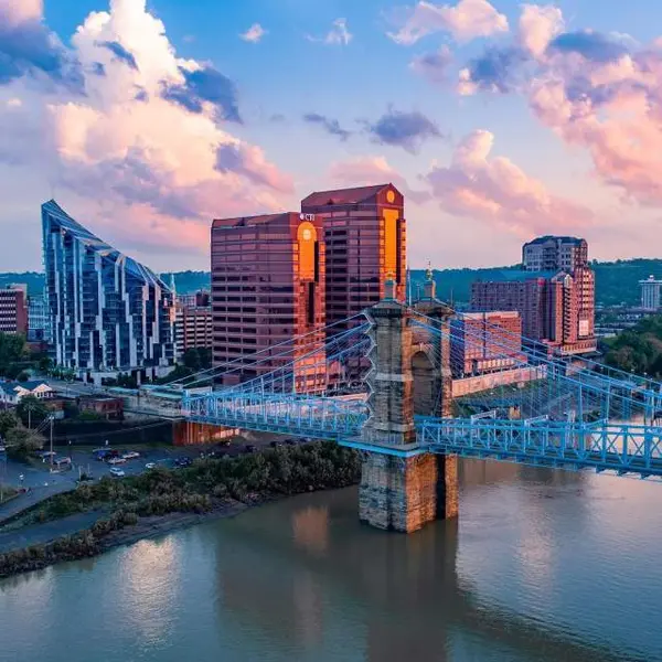 nkyskyline_eschurr_a8a887ce-8601-4d26-842f-1d1ff40018c0
