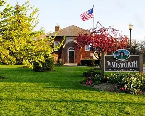 Wadsworth: A Peaceful Retreat with Rural Charm and Modern Access