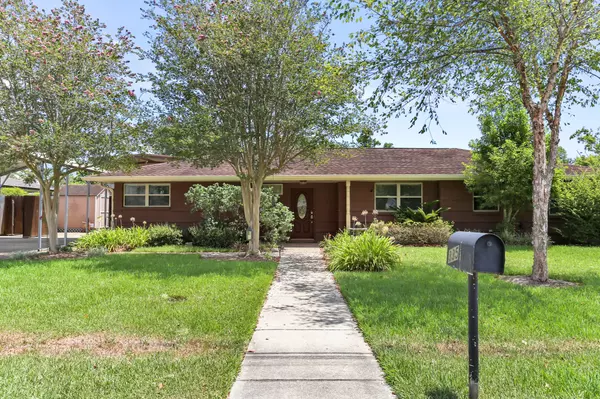 Charming 4-Bedroom Home in Mimosa Park: A Perfect Blend of Comfort and Convenience