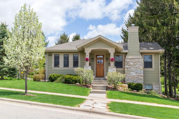 Mandi Nilson Elite Point Real Estate Agent Utah (7)