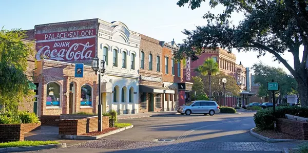 Walk through the Enchanting Neighborhoods of Fernandina Beach, Florida